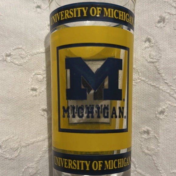New University Of Michigan Tall Shooter Shot Glass NWT - Picture 2 of 10